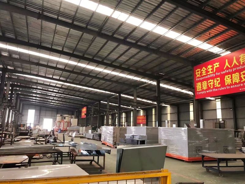 Zhejiang Huier Coating Environmental Protection Equipment Co., Ltd lini produksi pabrikan