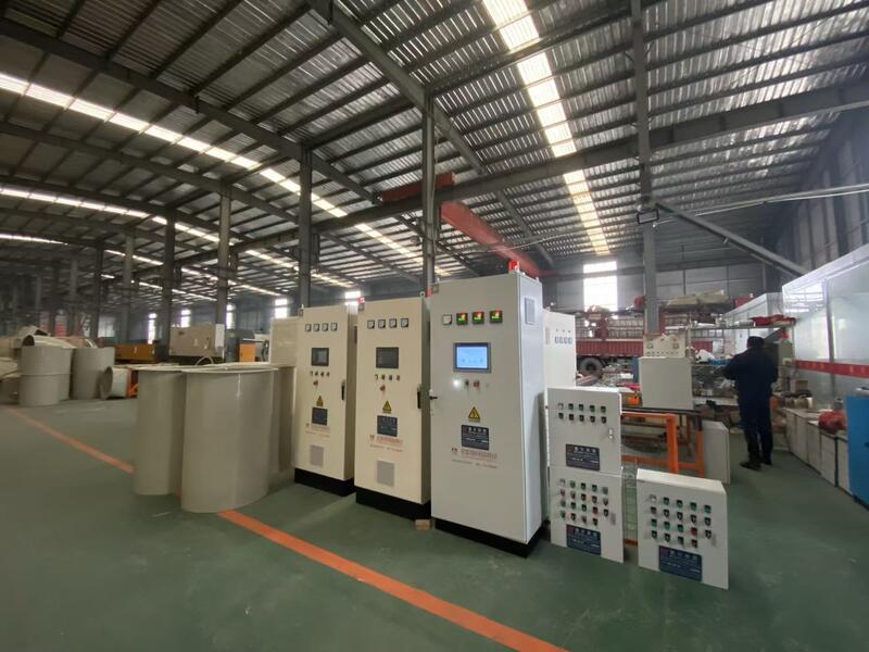 Zhejiang Huier Coating Environmental Protection Equipment Co., Ltd lini produksi pabrikan